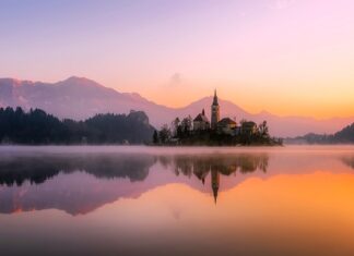 Kiedy para młoda wychodzi z kościoła?